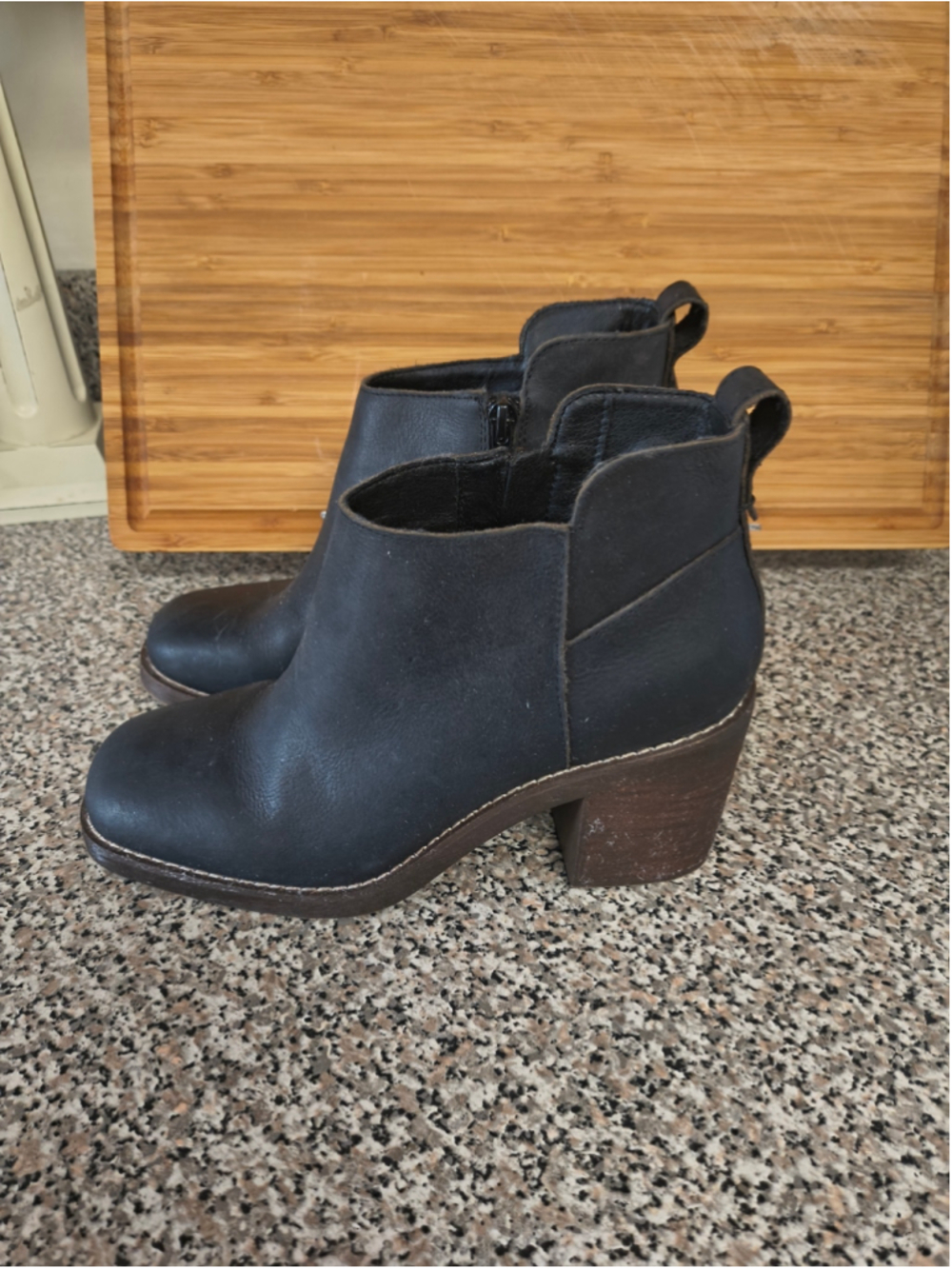 Crown Vintage Hashel Black Leather Ankle Boots Women's Size 7M